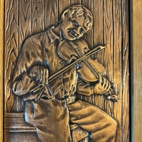 Vintage 1976 A Nadeau Quebec Canadian artist Copper embossed on wood fiddler - Picture 2 of 5